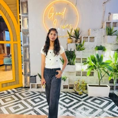 MuskanMeen79100's profile picture. Medicos 🫀🧠.                                                                              jay shri shyam baba 🙏🏻🙏🏻