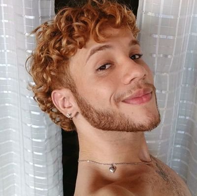 fleabagnayy's profile picture. pensamentos intrusivos soltos