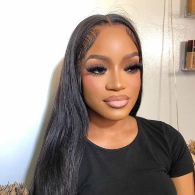 taynhia's profile picture. IG : taynhia.a | Long Live My Mommy 💜 | @niyahwiyahco 🛍️