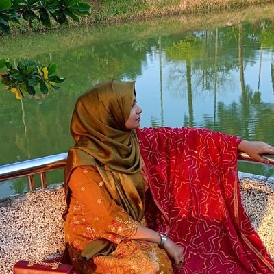 Sinhakeya112211's profile picture. আঁধারকে তুই করিসনা ভয়
আঁধার শেষেই ভোর হয়।🌄🌅
আমি আমার মতই, #বিড়ালপ্রেমী
  💜  I Love Painting 🎨