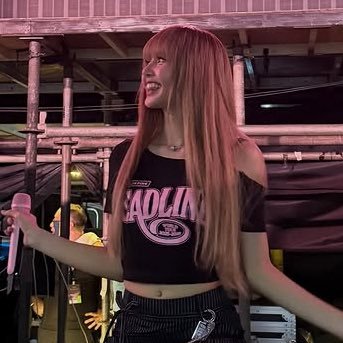 cherryslilies's profile picture. 🩸