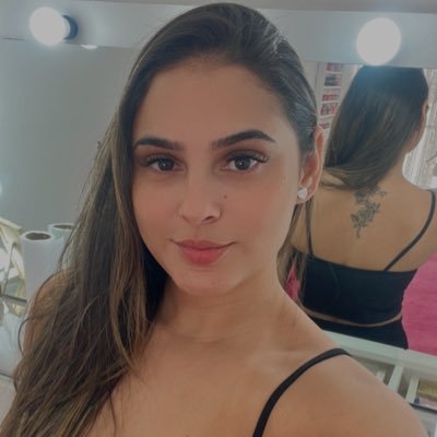 t_louiseb's profile picture. Sigo procurando quem eu sou