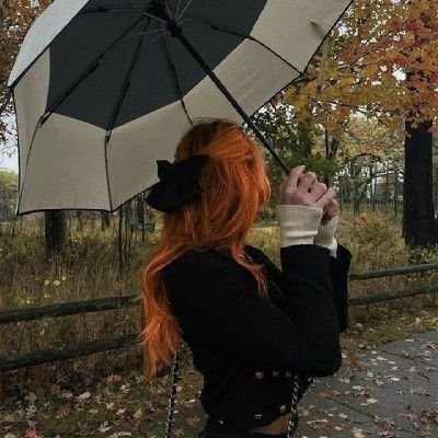 orka_czyta's profile picture. Kocham ból || #NNnapapierze #qodAK #poręczeniejch #antyromantycznie #rosLRwatt #okruszkiMB #dylogialies #koszykarzewatt #tylkotynapapierze ||