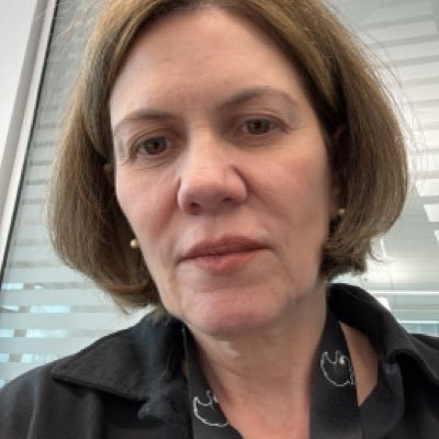 ElisSintoni's profile picture. 