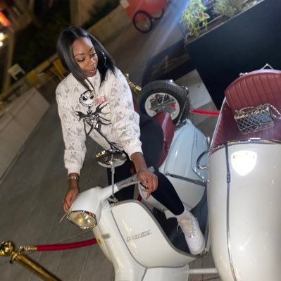 Only1Chrissyy's profile picture. rare.