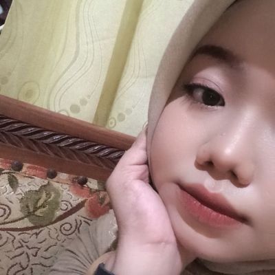 anthersideofme's profile picture. cuma akun sambat