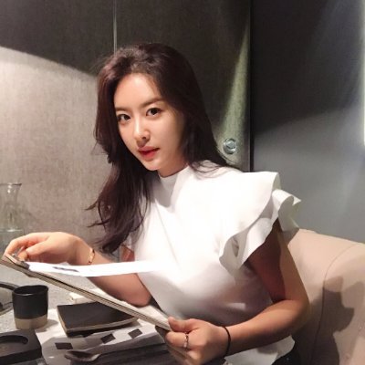 14Ailene's profile picture. 🌎 My love for America shines 🇺🇸 | ❤ My hometown keeps me grounded 🏡 | 🗳 Inspired by democracy | 💬 Words that matter | ✨ #Trump