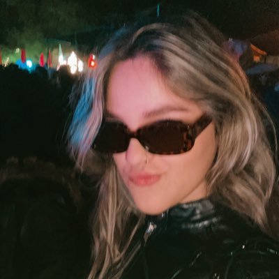 damatavitoria_'s profile picture. 