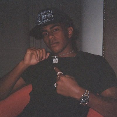 DonKnoWaToDo's profile picture. @FCBarcelona   @PeshawarZalmi