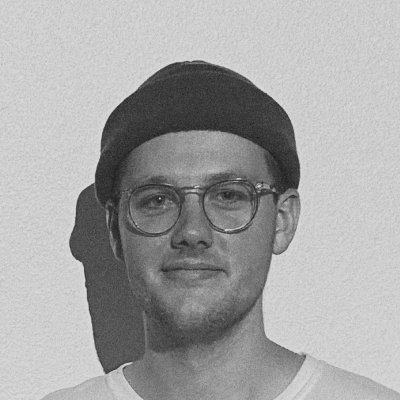 cameronsimony's profile picture. dad & designer & music sometimes