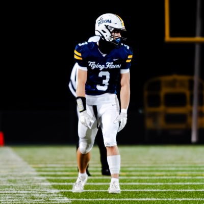 kenny_kleinn's profile picture. fluvanna county high school 2027 |TE/OLB| 6’2 200 | kennykleinrecruiting2027@gmail.com | https://t.co/NszFnxr2Md