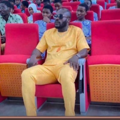 fake_citizen24's profile picture. too lazy to type a bio🥱 @FcBarcelona