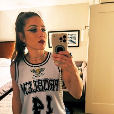 RODEDEATH's profile picture. 𝔶𝔬𝔲𝔯 𝔤𝔦𝔯𝔩𝔣𝔯𝔦𝔢𝔫𝔡’𝔰 𝔣𝔞𝔳𝔬𝔯𝔦𝔱𝔢 𝔡𝔢𝔞𝔱𝔥 𝔯𝔦𝔡𝔢𝔯.