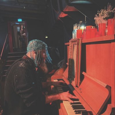 Ehsanism's profile picture. Stardust | بِـپایاد همواره ایران من، کُهَن‌سرزمین دِلیران من