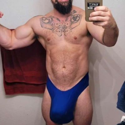KingBDE1's profile picture. 👑 6'6 300lbs, 12'' girth, Amateur Strongman, PE Enthusiast, Father Figure. USDA Certified Breeding Stud. Minors DNI. DMs at link in profile. $kingbde1