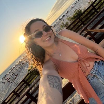 ribeiroacb's profile picture. vegetariana & cruzeirense | @garotasdocec