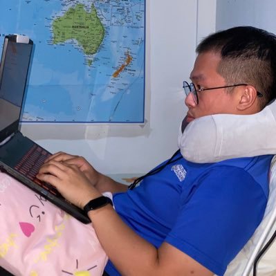 charlie11_28's profile picture. 0$ MRR October 2025. Vibe Coding until 10k MRR