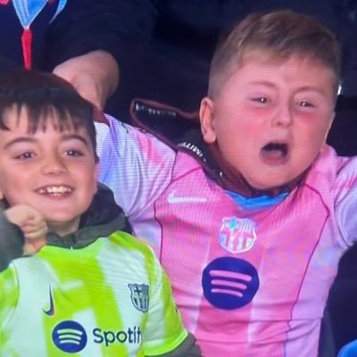 FPLATKO's profile picture. Y el aire tuvo piernas, tronco, brazos, cabeza!Y todo por ti Platko, rubio Platko de Hungría! Un español que odia la España rancia de madridismo y pandereta