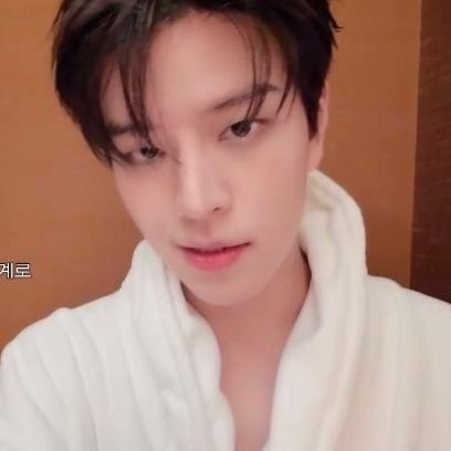 durcyxverse's profile picture. for hyunjin,han and seungmin utted 🥟🐿🐶🦊*ੈ✩
bias? ot8 skz, bff 🐰! #승민 skz and svt stan ✮ +20