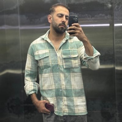 Mrb67bgh's profile picture. جز دوست نمی خوانم، جز مهر نمیدانم، جز عشق نمیخواهم، من زاده ی ایرانم