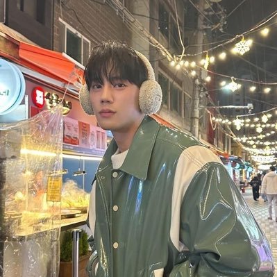 twixpond's profile picture. / ʙᴛꜱ / ᴛxᴛ / ᴅᴘʀ/ &ₜₑₐₘ ∿ ᴛᴀʏʟᴏʀ ꜱᴡɪꜰᴛ ∿ ᴘᴘᴡ / ᴊꜱ / ʏᴜᴋɪ ɪꜱʜɪᴋᴀᴡᴀ 🏐🇯🇵