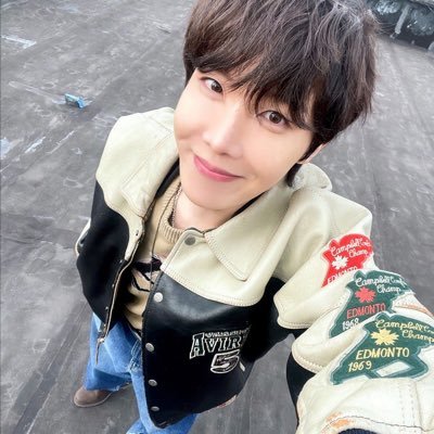 hinemefope's profile picture. ⠀⠀ ⠀⠀ 94 bts 7 𐬹 aouboom ◡̎ ꙳