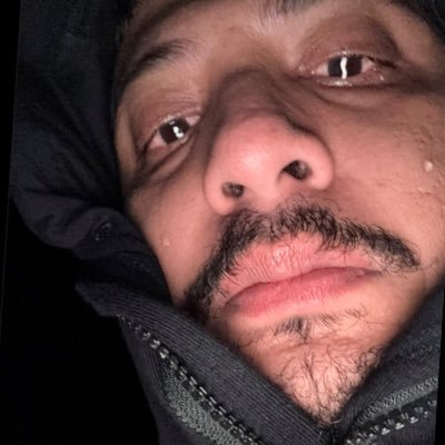 beruangudud's profile picture. kegiatan dewasa yakni skripsian udah selesai, tolong info loker nya🙏🏻