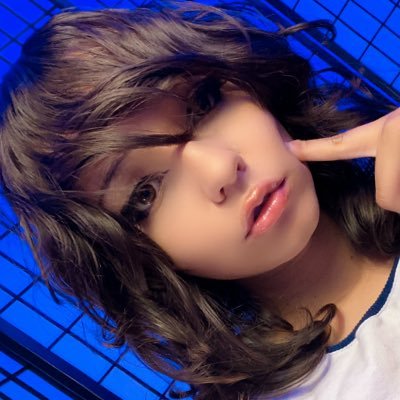 sophiascamander's profile picture. emo, games & a little bit of chaos ♡ my 2nd account @sophiascamande2