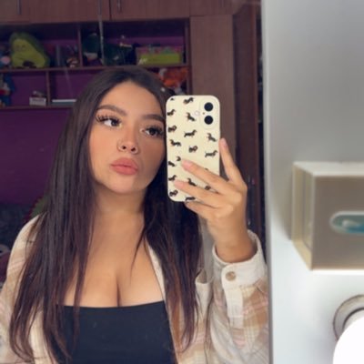 kxrlym's profile picture. una perra abundante