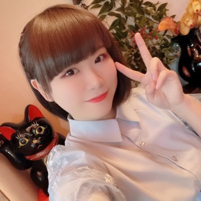 maruomari0126's profile picture. 好きを届ける🎙❧💐☙履歴▷▶︎大阪DA専門学校卒業/FMボイスドラマ8作品/大型パーク内シーズンキャスト2年/LIVE等▷▶現在ツイキャス中心/活動Link色々ʚĭɞ