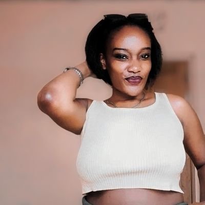 Tee_Felicit's profile picture. My personal diary that I allow y'all cuties to read.