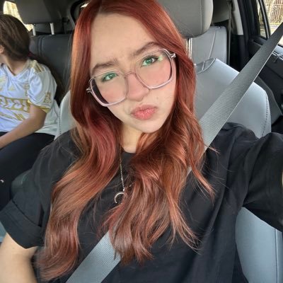 aalessaa12's profile picture. qué pasó? estás bien?