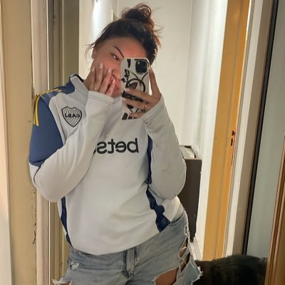 milimonsalvee's profile picture. 🦋