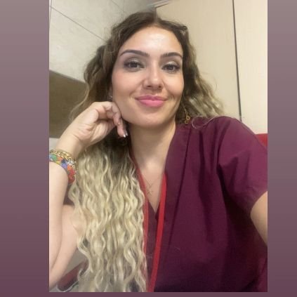 acilnurse's profile picture. 3220’nci Twitter hesabı|Ben varsam dünya var👑🎭🩺🎬Düşünür| Okur|Yazar|Çizer|Canım ailem💍👨‍👩‍👦‍👦❤️|🇹🇷Sarpım❤️Zeynebim