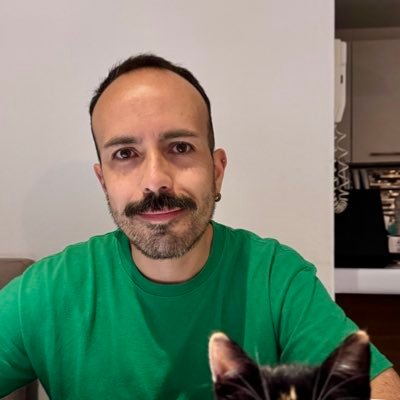 Danxux's profile picture. Alta vibración / Mindfulness / IG @danxux @utoo_reflexología