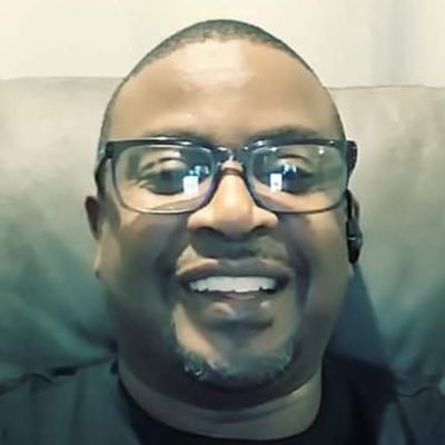 MoshronG's profile picture. 