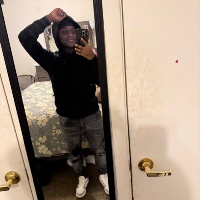 rodrick555's profile picture. 