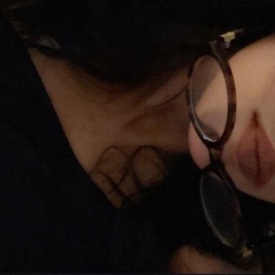 realdeeroo's profile picture. A lilie' s Diary