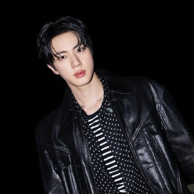 Lilyurscealai's profile picture. 