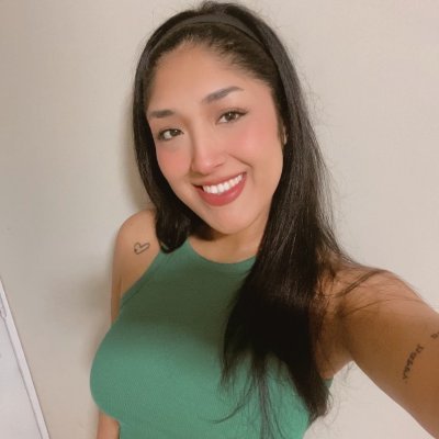 AshlyPSoto's profile picture. Creciendo, aprendiendo y compartiendo cada paso 🌻 | La actitud lo cambia todo 💫