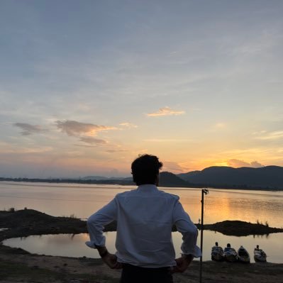 Hrushikeshhhh's profile picture. swe 2 (ai search) @atlanhq • rational in the fullness of time