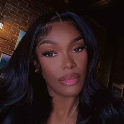 thegirllchrissy's profile picture. ❥theprettyflyyb✰ss IG: thegirllchrissy