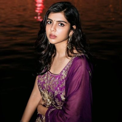 MsPranavi's profile picture. my quiet space — @pranavi_i
                                            K-Dramas🫀|| spill my feelings💅