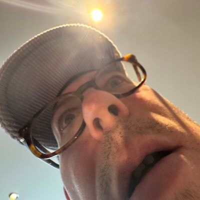 M4ttF0g's profile picture. #PAFC Dad. Friend. Businessman. Lover. @TheApostilleGuy @FilmSeriesTV_UK @MoTeeVationUK Conscientious objector in waiting