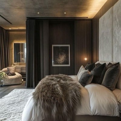 MadelineM37372's profile picture. Take me back to the 80’s