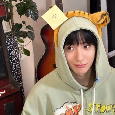 callmebabxz's profile picture. 𝟮𝟬↑ ♡‧₊˚ ꒰˚ʚ 𝘦𝘹𝘰 𝘯𝘤𝘵 𝘳𝘪𝘪𝘻𝘦 ɞ˚꒱ ✧˖*