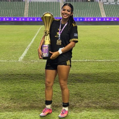 LindsayASanche1's profile picture. WA|🇺🇸|🇲🇽|C/O2026| 3RSC ECNL-RG07/08#5|@ladyriverhawks MCC1st-AllTeam#5 25 24 23|@so_cal_select Int’l Player|@copamazatlan🏆🏆🏆|2025 summer @xolosfemenil FB