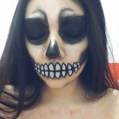 TT_TTfack's profile picture. من خود به چشم خویشتن دیدم که جانم می‌رود