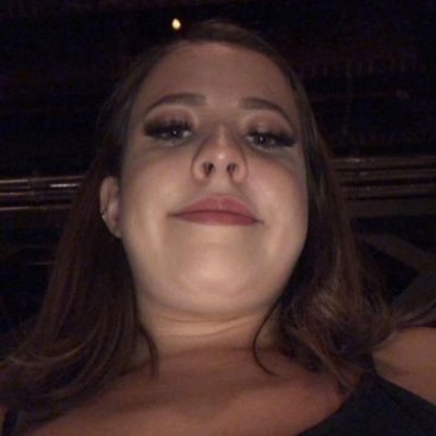 misssunshinee11's profile picture. 