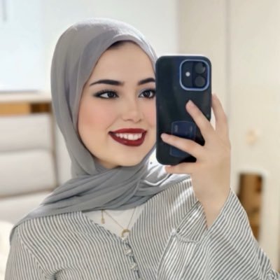 fatimamawad13's profile picture. صَحفية|كُنت فلسطينيًا بما يكفي لترفضني الأشياء كُلها.